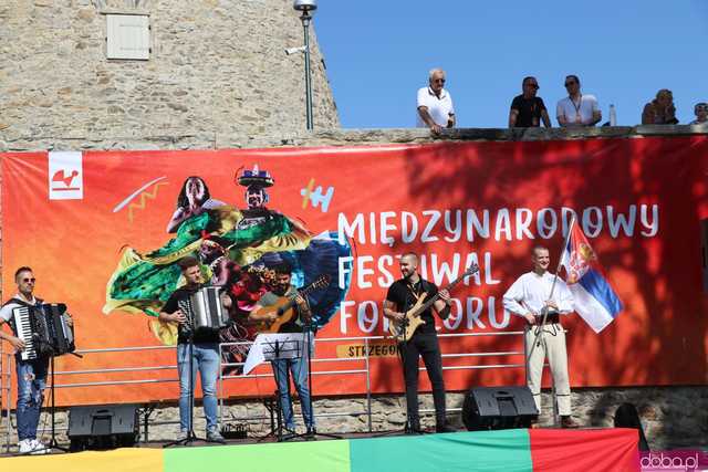 Energia, Taniec i Folklor: Festiwal Folkloru Zaczyna się z Impetem