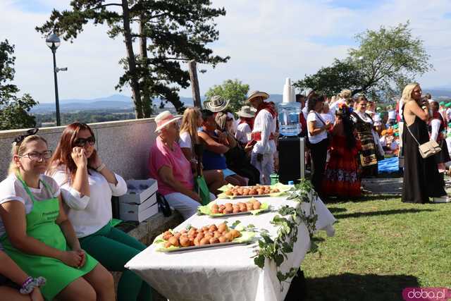 Energia, Taniec i Folklor: Festiwal Folkloru Zaczyna się z Impetem