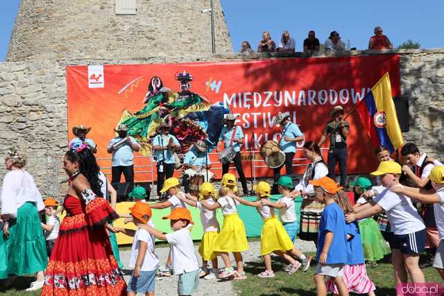 Energia, Taniec i Folklor: Festiwal Folkloru Zaczyna się z Impetem