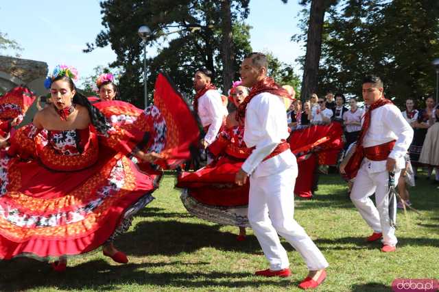 Energia, Taniec i Folklor: Festiwal Folkloru Zaczyna się z Impetem