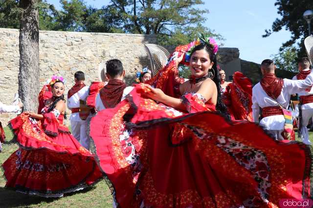 Energia, Taniec i Folklor: Festiwal Folkloru Zaczyna się z Impetem