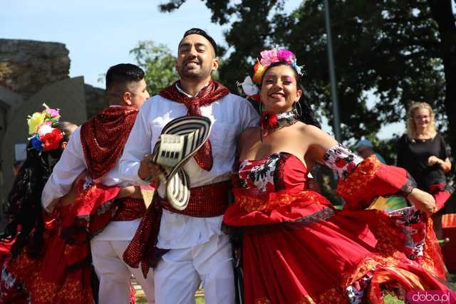 Energia, Taniec i Folklor: Festiwal Folkloru Zaczyna się z Impetem