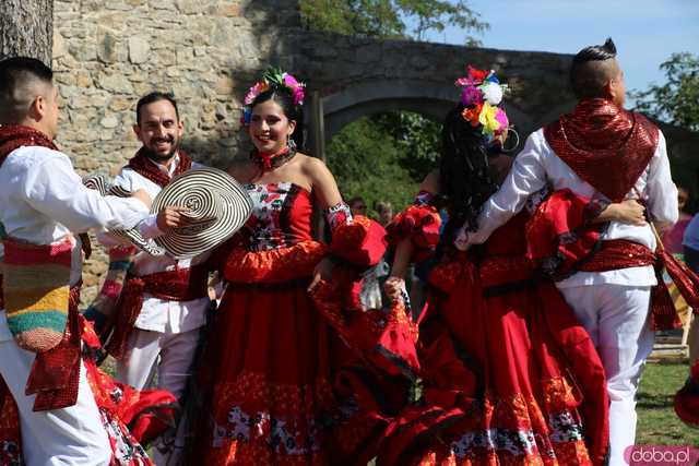 Energia, Taniec i Folklor: Festiwal Folkloru Zaczyna się z Impetem