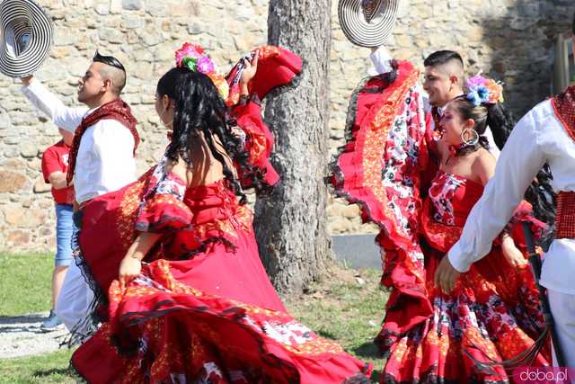 Energia, Taniec i Folklor: Festiwal Folkloru Zaczyna się z Impetem