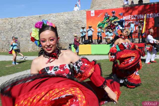 Energia, Taniec i Folklor: Festiwal Folkloru Zaczyna się z Impetem