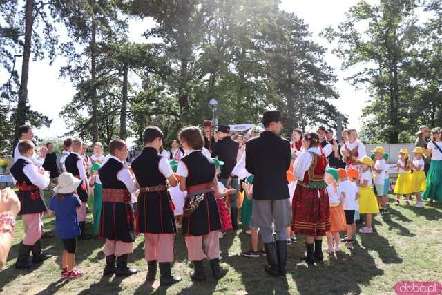Energia, Taniec i Folklor: Festiwal Folkloru Zaczyna się z Impetem
