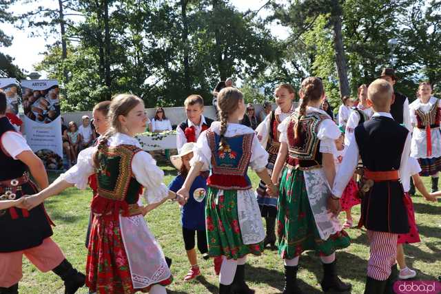 Energia, Taniec i Folklor: Festiwal Folkloru Zaczyna się z Impetem