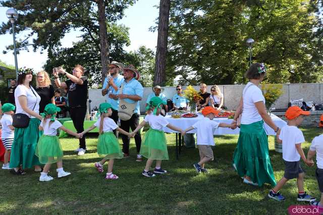 Energia, Taniec i Folklor: Festiwal Folkloru Zaczyna się z Impetem