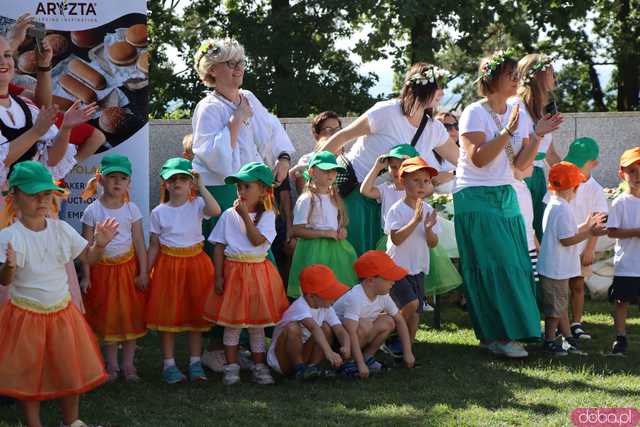 Energia, Taniec i Folklor: Festiwal Folkloru Zaczyna się z Impetem