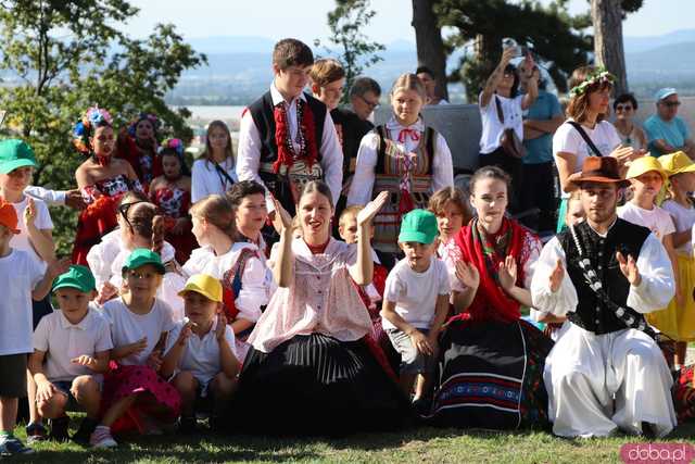 Energia, Taniec i Folklor: Festiwal Folkloru Zaczyna się z Impetem