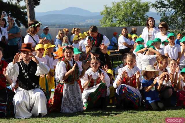 Energia, Taniec i Folklor: Festiwal Folkloru Zaczyna się z Impetem