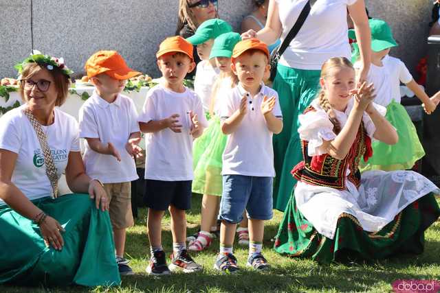 Energia, Taniec i Folklor: Festiwal Folkloru Zaczyna się z Impetem