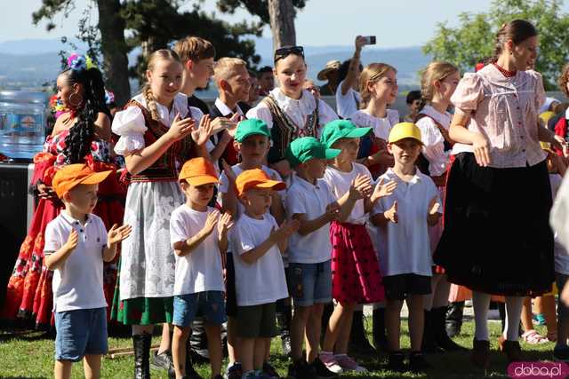 Energia, Taniec i Folklor: Festiwal Folkloru Zaczyna się z Impetem
