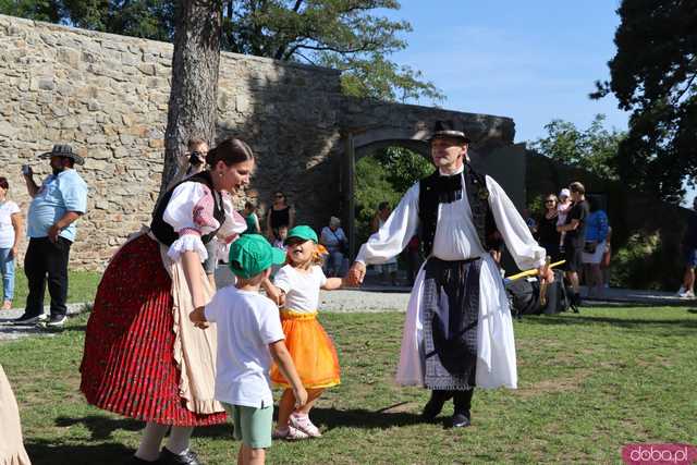 Energia, Taniec i Folklor: Festiwal Folkloru Zaczyna się z Impetem