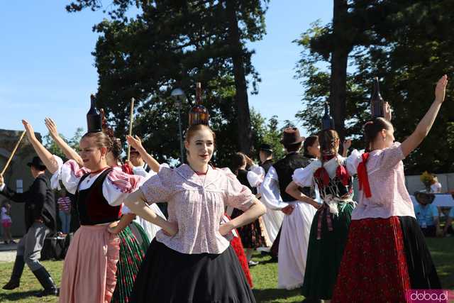 Energia, Taniec i Folklor: Festiwal Folkloru Zaczyna się z Impetem