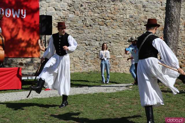 Energia, Taniec i Folklor: Festiwal Folkloru Zaczyna się z Impetem