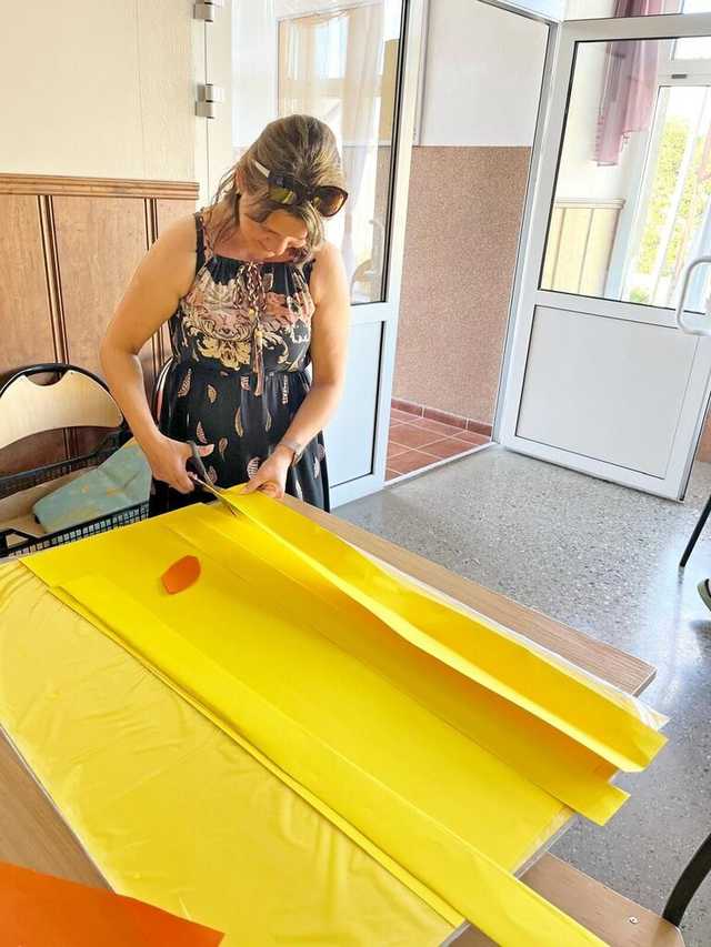 Mieszkańcy przygotowują dożynkowe wieńce 