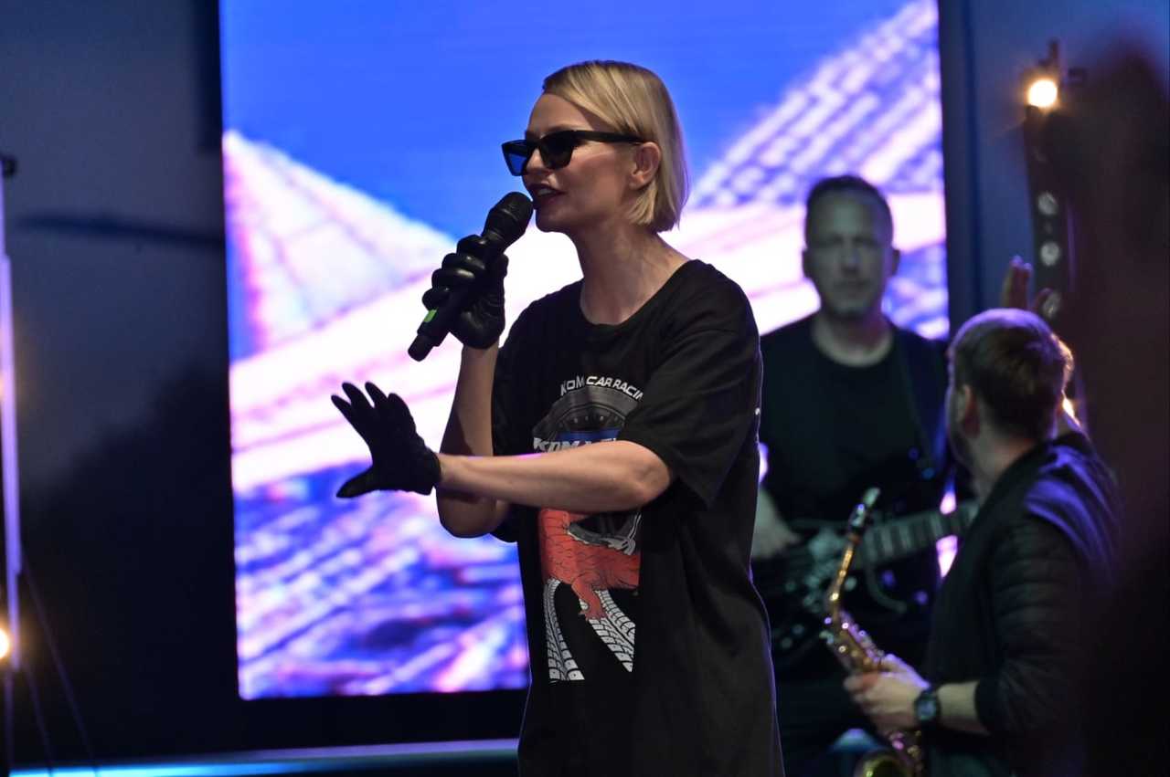 Varius Manx & Kasia Stankiewicz na zakończenie Międzynarodowego Festiwalu Folkloru