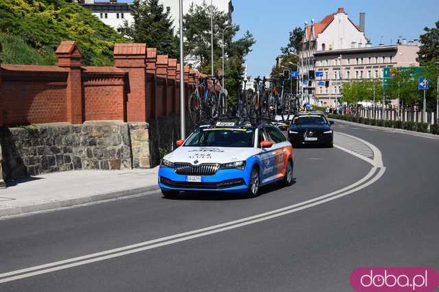[FOTO] Wielkie emocje od samego startu! Tour de Pologne przejechał przez Świdnicę
