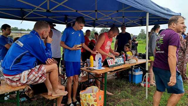 [FOTO] Kontynuują cykl siatkówki plażowej. Znamy zwycięzców kolejnego turnieju