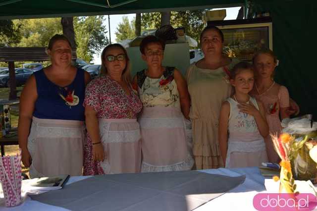[FOTO] Już po żniwach, więc czas na świętowanie! Trwają huczne dożynki w gminie Marcinowice. Zobacz zdjęcia