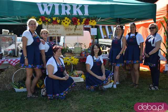 [FOTO] Już po żniwach, więc czas na świętowanie! Trwają huczne dożynki w gminie Marcinowice. Zobacz zdjęcia