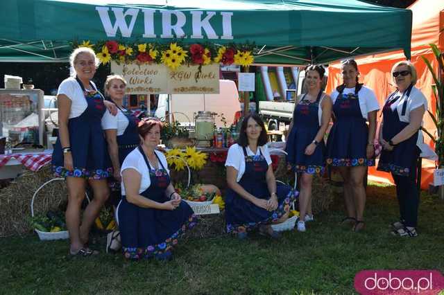 [FOTO] Już po żniwach, więc czas na świętowanie! Trwają huczne dożynki w gminie Marcinowice. Zobacz zdjęcia