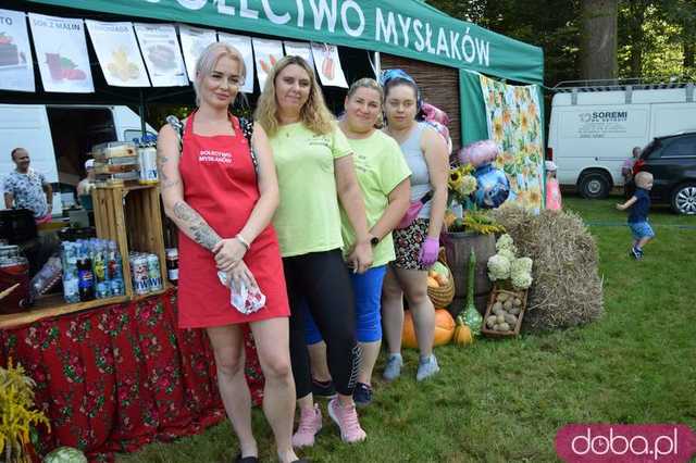[FOTO] Już po żniwach, więc czas na świętowanie! Trwają huczne dożynki w gminie Marcinowice. Zobacz zdjęcia