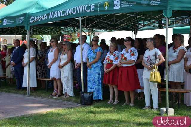 [FOTO] Już po żniwach, więc czas na świętowanie! Trwają huczne dożynki w gminie Marcinowice. Zobacz zdjęcia