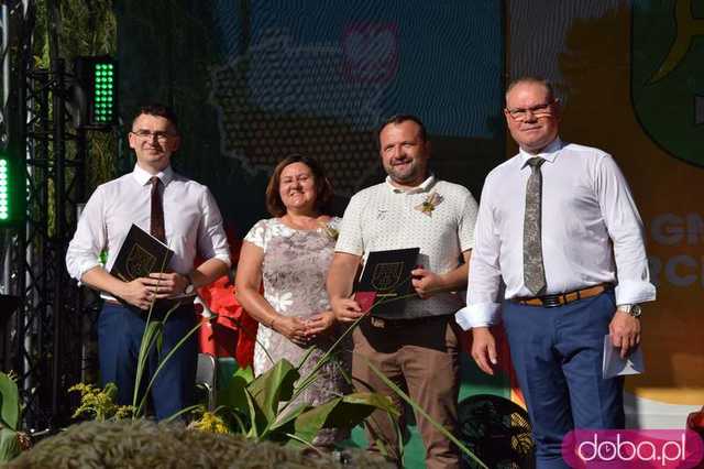 [FOTO] Już po żniwach, więc czas na świętowanie! Trwają huczne dożynki w gminie Marcinowice. Zobacz zdjęcia