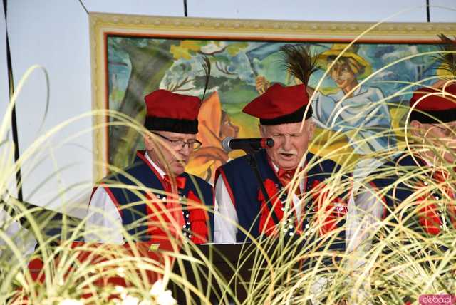 [WIDEO/FOTO] Mieszkańcy gminy odziękowali za tegoroczne plony podczas Dożynek Gminnych w Kłaczynie