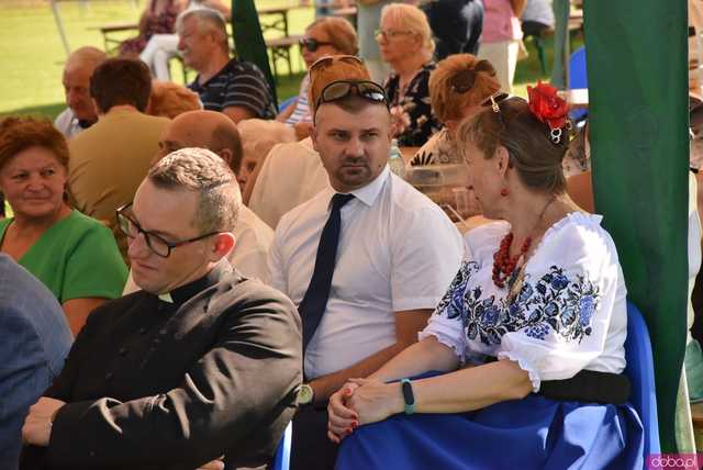 [WIDEO/FOTO] Mieszkańcy gminy odziękowali za tegoroczne plony podczas Dożynek Gminnych w Kłaczynie