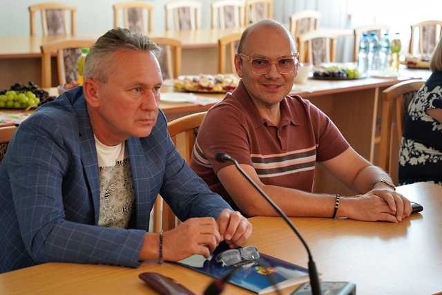 Wójt Gminy Świdnica Spotkał się z Dyrektorami Szkół: Nowy Rok Szkolny Przynosi Zmiany