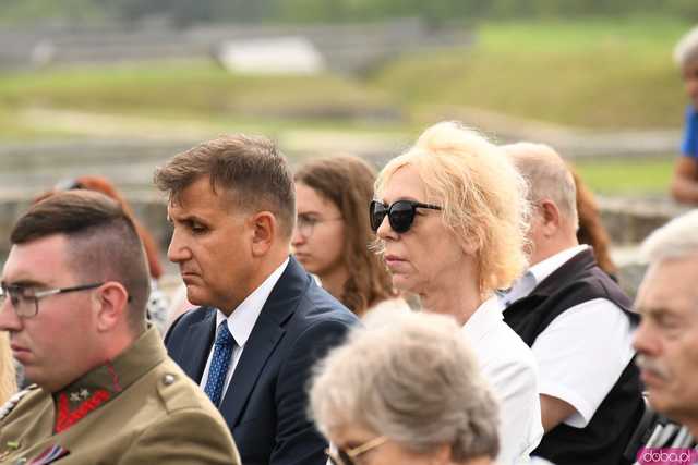 [WIDEO/FOTO] Upamiętnili 85. rocznicę wybuchu II wojny światowej. Uroczyste obchody w Muzeum Gross-Rosen