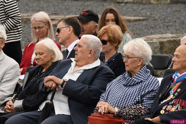 [WIDEO/FOTO] Upamiętnili 85. rocznicę wybuchu II wojny światowej. Uroczyste obchody w Muzeum Gross-Rosen