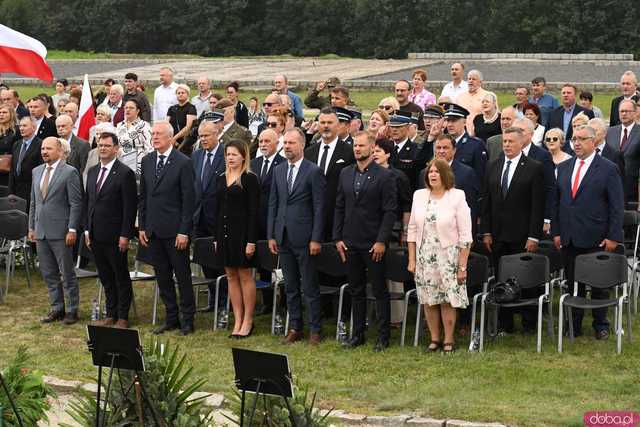 [WIDEO/FOTO] Upamiętnili 85. rocznicę wybuchu II wojny światowej. Uroczyste obchody w Muzeum Gross-Rosen