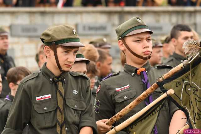 [WIDEO/FOTO] Upamiętnili 85. rocznicę wybuchu II wojny światowej. Uroczyste obchody w Muzeum Gross-Rosen