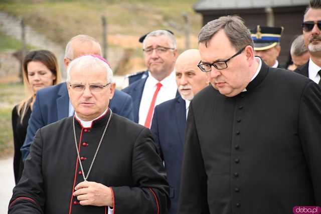[WIDEO/FOTO] Upamiętnili 85. rocznicę wybuchu II wojny światowej. Uroczyste obchody w Muzeum Gross-Rosen