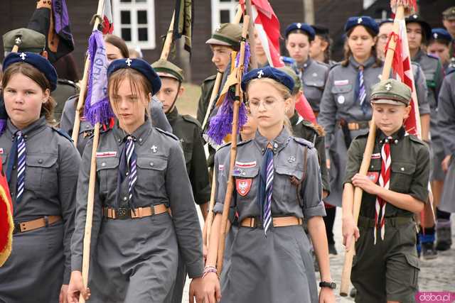 [WIDEO/FOTO] Upamiętnili 85. rocznicę wybuchu II wojny światowej. Uroczyste obchody w Muzeum Gross-Rosen