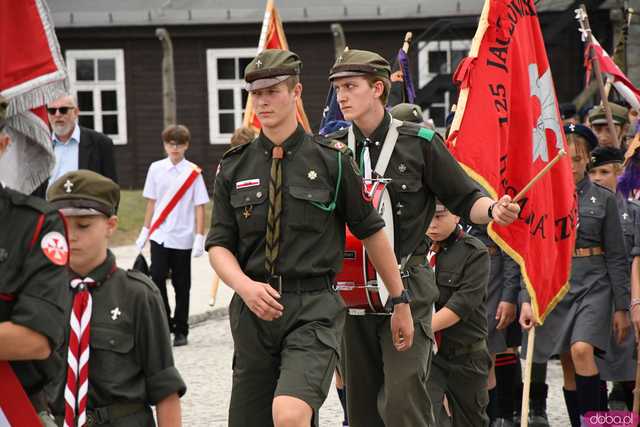[WIDEO/FOTO] Upamiętnili 85. rocznicę wybuchu II wojny światowej. Uroczyste obchody w Muzeum Gross-Rosen