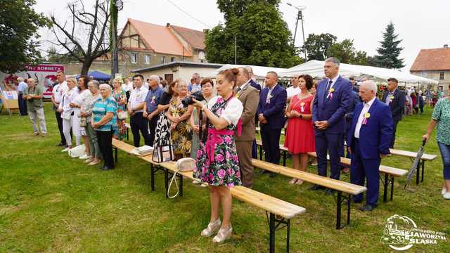 FOTO] Czas podziękowań i zabawy: dożynki gminne za nami