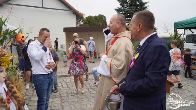 FOTO] Czas podziękowań i zabawy: dożynki gminne za nami