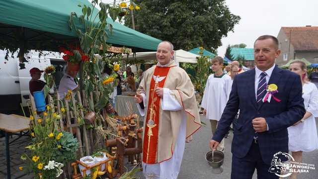 FOTO] Czas podziękowań i zabawy: dożynki gminne za nami