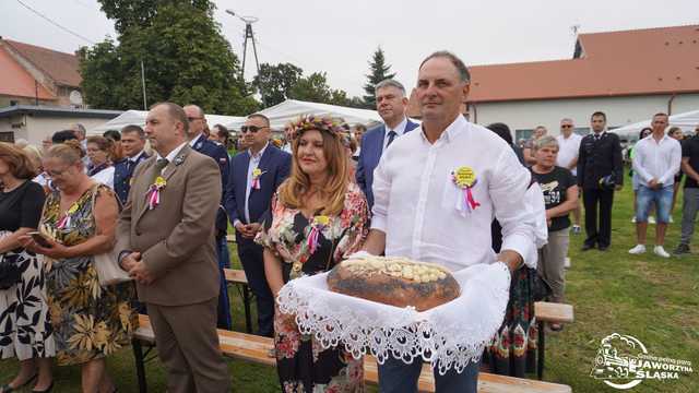 FOTO] Czas podziękowań i zabawy: dożynki gminne za nami