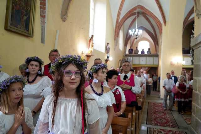 [FOTO] Mieszkańcy Pszenna podziękowali za plony