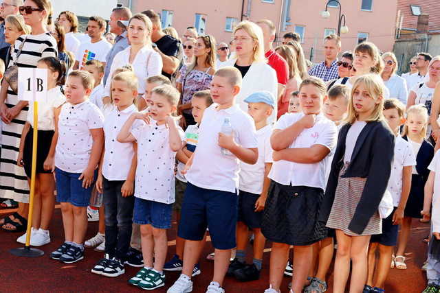 [FOTO] Uczniowie z całego powiatu powitali nowy rok szkolny