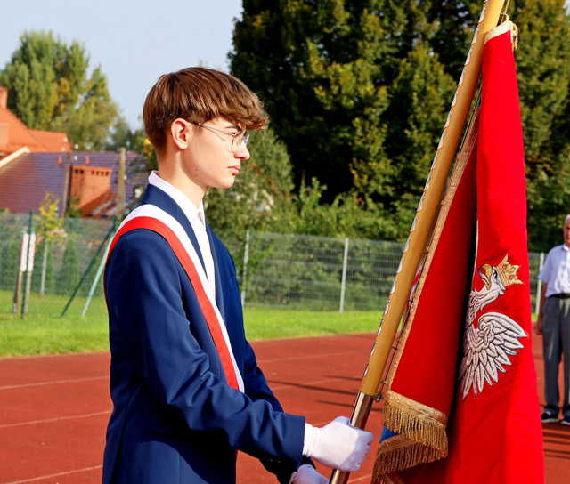 [FOTO] Uczniowie z całego powiatu powitali nowy rok szkolny