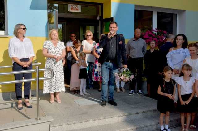 [FOTO] Uczniowie z całego powiatu powitali nowy rok szkolny
