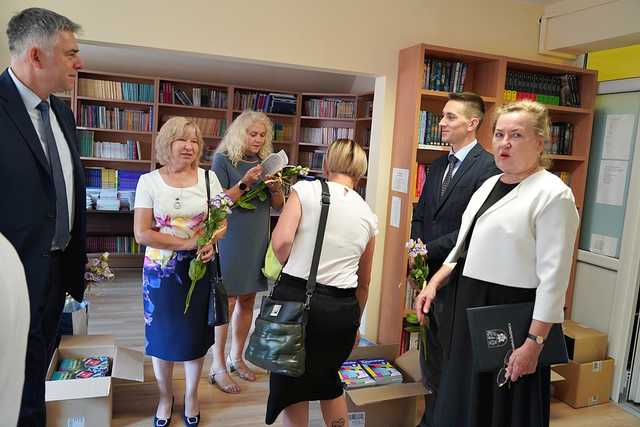 [FOTO] Uczniowie z całego powiatu powitali nowy rok szkolny