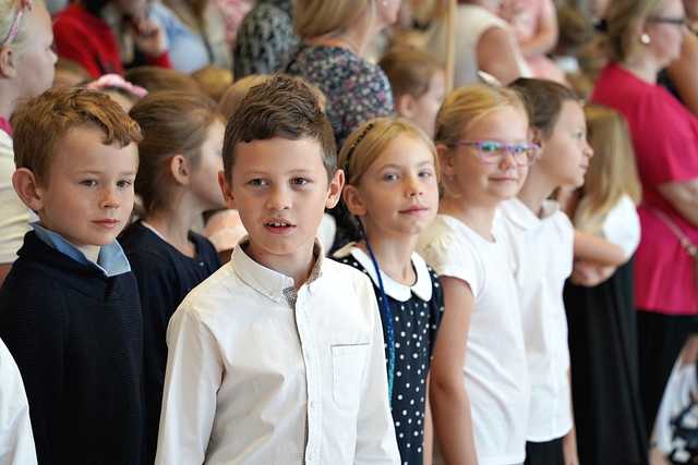 [FOTO] Uczniowie z całego powiatu powitali nowy rok szkolny